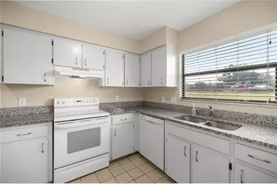 11001 SE Sunset Harbor Road #H49, Summerfield, FL 34491 - Photo 11