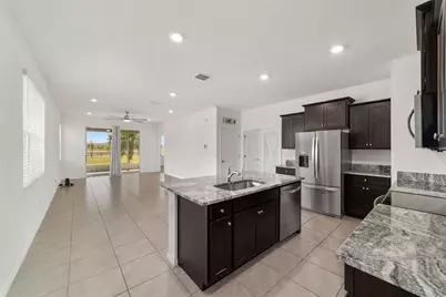 5051 Stokes Way, Wildwood, FL 34785 - Photo 5