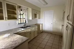 2161 NE 38th St, Ocala, FL 34479 - Photo 3