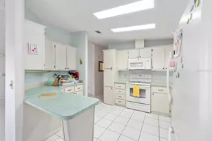 1116 W Boone Ct, Lady Lake, FL 32159 - Photo 23