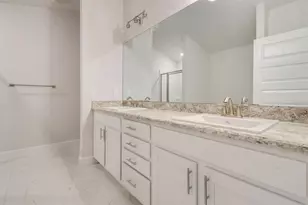 2389 NW 23rd Ave, Ocala, FL 34475 - Photo 9