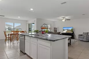 477 W Fairways View Dr, Beverly Hills, FL 34465 - Photo 13