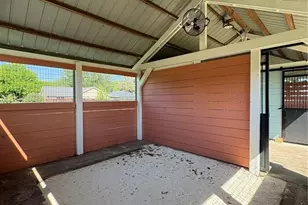 1575 NE 100th St, Anthony, FL 32617 - Photo 9