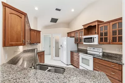 10642 SW 74th Avenue, Ocala, FL 34476 - Photo 13