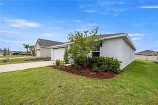 457 W Fairways View Dr, Beverly Hills, FL 34465 - Photo 3