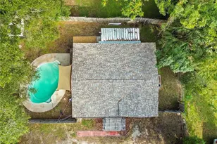 3411 NE 52nd Ave, Silver Springs, FL 34488 - Photo 15