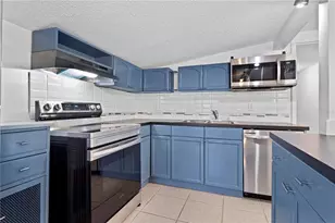 3411 NE 52nd Ave, Silver Springs, FL 34488 - Photo 5