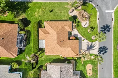 1982 Somerset Avenue, The Villages, FL 32162 - Photo 33