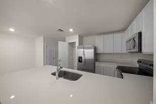 6646 SW 81st Loop, Ocala, FL 34476 - Photo 3