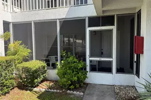 857 SE Mayo Dr, Crystal River, FL 34429 - Photo 1