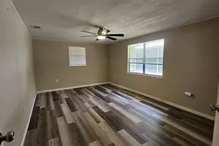 36850 Haynes Rd, Fruitland Park, FL 34731 - Photo 11