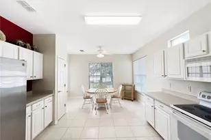 13150 SE 93rd Cir, Summerfield, FL 34491 - Photo 17