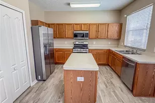 10526 Beneva Dr, Tampa, FL 33647 - Photo 11