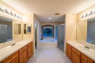 10526 Beneva Dr, Tampa, FL 33647 - Photo 39