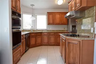 710 Cortez Ave, The Villages, FL 32159 - Photo 5