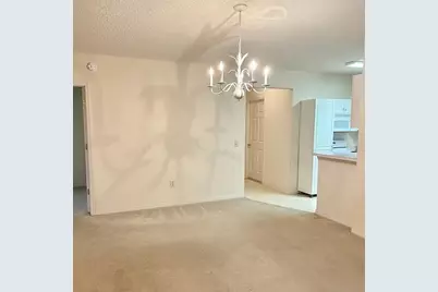 9523 SE 168th Maplesong Lane, The Villages, FL 32162 - Photo 7