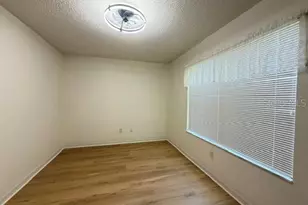 9523 SE 168th Maplesong Ln, The Villages, FL 32162 - Photo 17