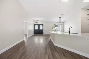 10058 SE 105th Pl, Belleview, FL 34420 - Photo 9