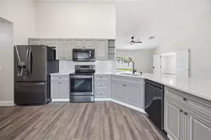 10058 SE 105th Pl, Belleview, FL 34420 - Photo 7
