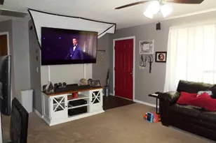 1361 W St Elizabeth Pl, Citrus Springs, FL 34434 - Photo 5