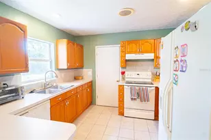 707 Howard St, Inverness, FL 34453 - Photo 9