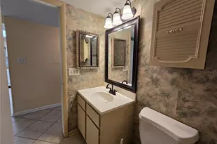 561 Fairways Cir, Ocala, FL 34472 - Photo 17