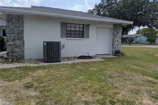8801 E Cresco Ln, Inverness, FL 34450 - Photo 9