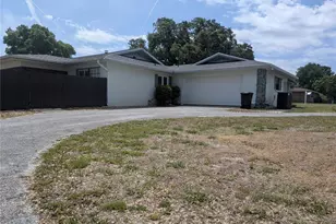 8801 E Cresco Ln, Inverness, FL 34450 - Photo 7