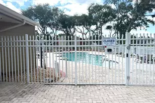308 Lake Parsons Green, Brandon, FL 33511 - Photo 11