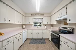 8762 SW 91 St, Ocala, FL 34481 - Photo 13