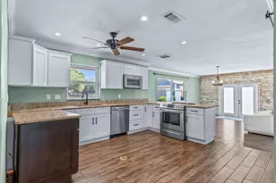 2405 SE 157th Lane Rd, Summerfield, FL 34491 - Photo 13