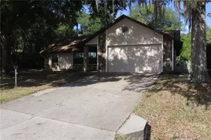 1112 NE 130th Terrace, Silver Springs, FL 34488 - Photo 3