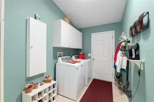 9430 SE 177th Simons Ln, The Villages, FL 32162 - Photo 17