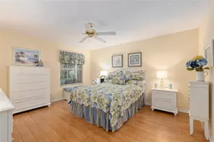 9430 SE 177th Simons Ln, The Villages, FL 32162 - Photo 11