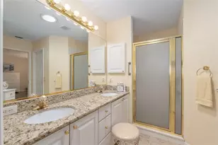 9430 SE 177th Simons Ln, The Villages, FL 32162 - Photo 13