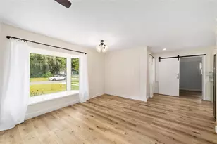 825 SE 13th St, Ocala, FL 34471 - Photo 9