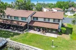 1637 SE Paradise Cir, Crystal River, FL 34429 - Photo 47