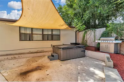2433 NE 2nd Street, Ocala, FL 34470 - Photo 37