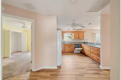 8932 SE 168th Sedgwick Place, The Villages, FL 32162 - Photo 11
