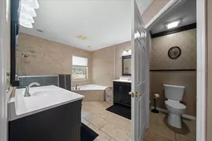 11985 SE 123rd Ave, Ocklawaha, FL 32179 - Photo 21
