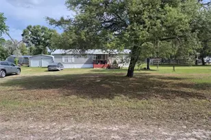 14051 SE 26 St, Morriston, FL 32668 - Photo 7