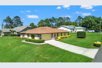 12001 Granada Place, Weeki Wachee, FL 34614 - Photo 3