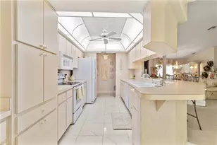 12001 Granada Pl, Weeki Wachee, FL 34614 - Photo 27