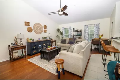 4215 SW 31st Drive #201, Gainesville, FL 32608 - Photo 5