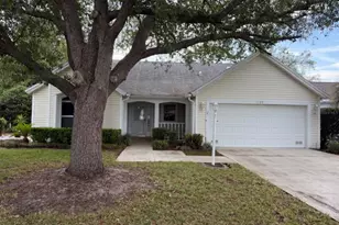 1109 Monterey Ln, Lady Lake, FL 32159 - Photo 1