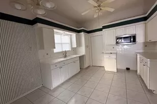 1109 Monterey Ln, Lady Lake, FL 32159 - Photo 5