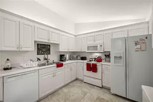 13732 SE 88th Ct, Summerfield, FL 34491 - Photo 11