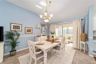 17637 SE 80th Altamaha Ct, The Villages, FL 32162 - Photo 11