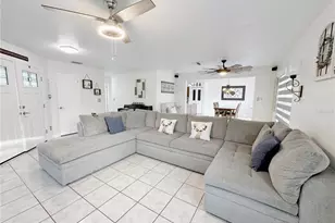 2404 SE 39th Ave, Ocala, FL 34471 - Photo 3