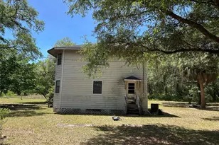 11051 SE 40th St, Morriston, FL 32668 - Photo 3